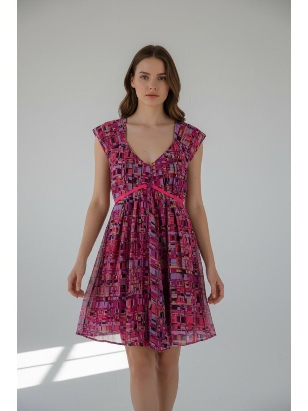 VERA WANG Pink/Multicolor Block Print Silk Chiffon Dress Size 2